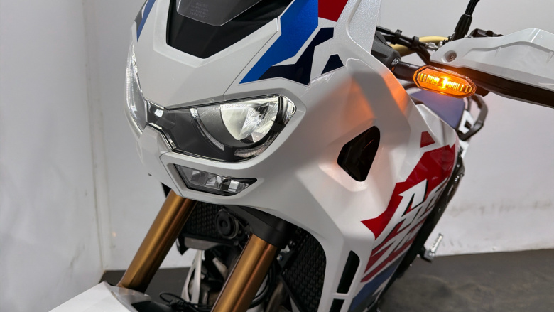 (23MY) Honda Africa Twin CRF1100L DCT